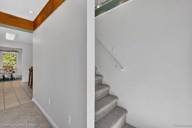 604 Gaffney, Highland, MI 48356