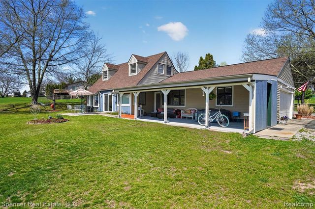 604 Gaffney, Highland, MI 48356