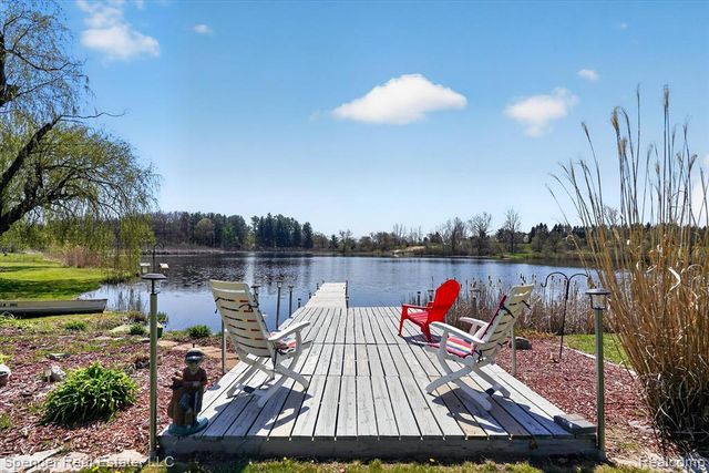 604 Gaffney, Highland, MI 48356