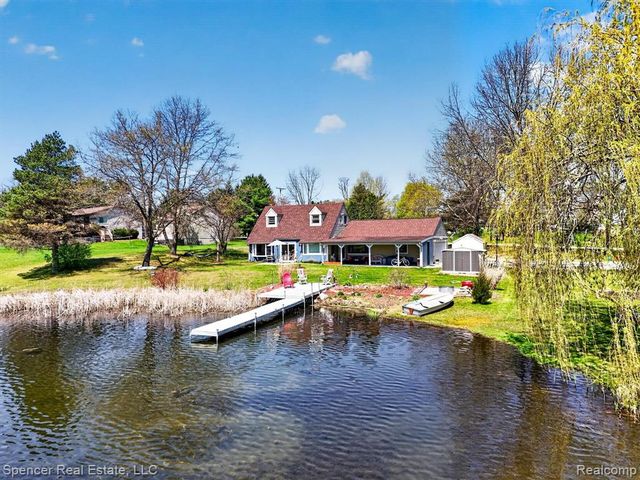 604 Gaffney, Highland, MI 48356