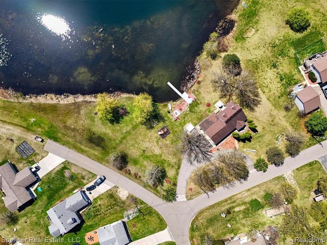 604 Gaffney, Highland, MI 48356