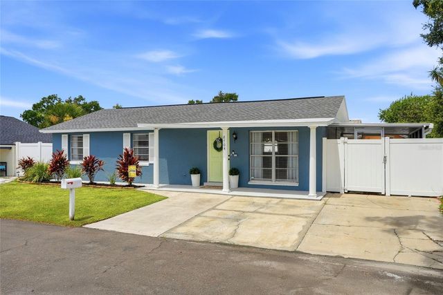 8704 MARLIN COURT, Tampa, FL 33634