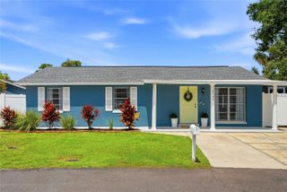 8704 MARLIN COURT, Tampa, FL 33634