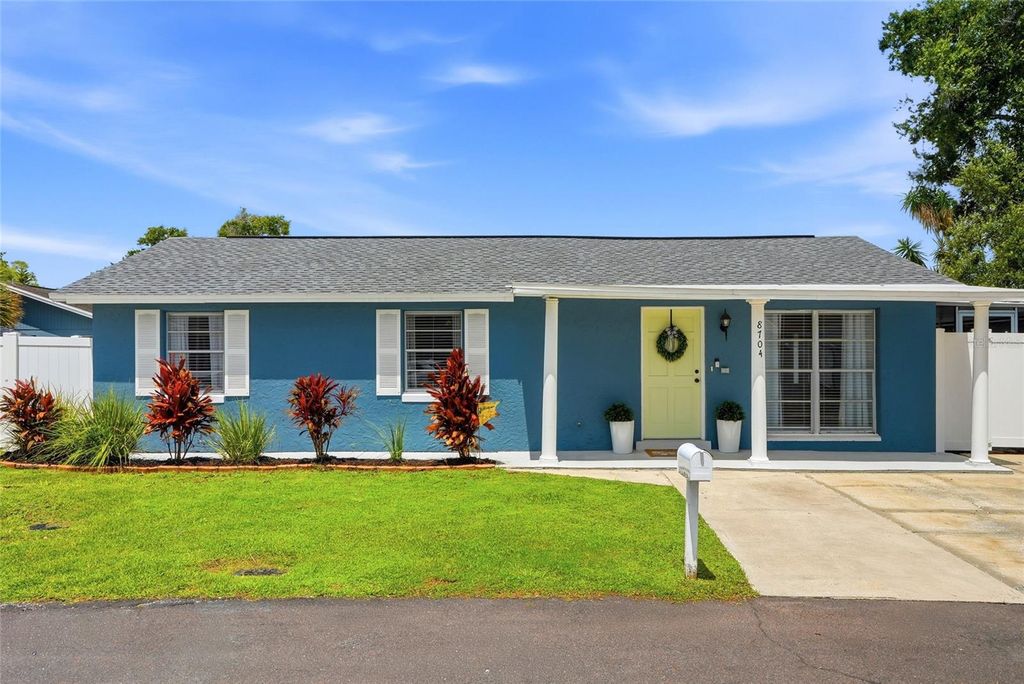 8704 MARLIN COURT, Tampa, FL 33634