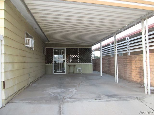 1353 Lause Road, Bullhead City, AZ 86442