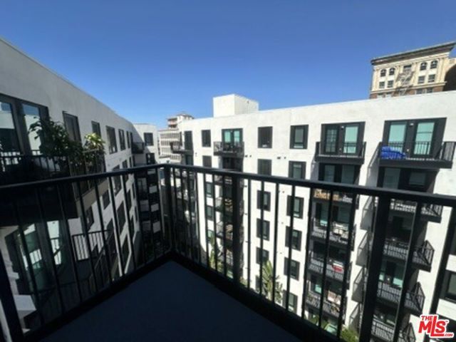 250 E Broadway 815, Long Beach, CA 90802