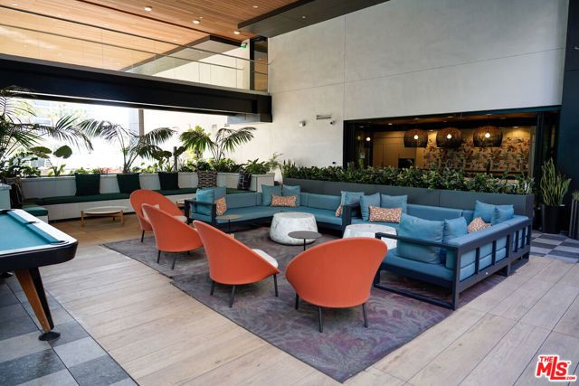 250 E Broadway 815, Long Beach, CA 90802
