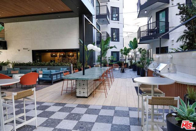 250 E Broadway 815, Long Beach, CA 90802