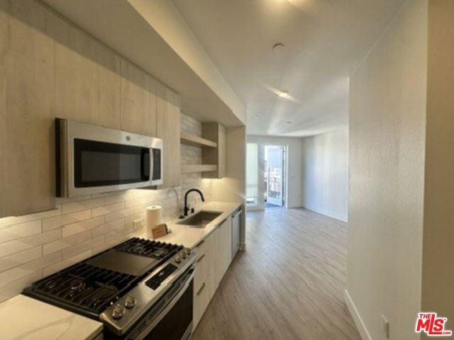 250 E Broadway 815, Long Beach, CA 90802