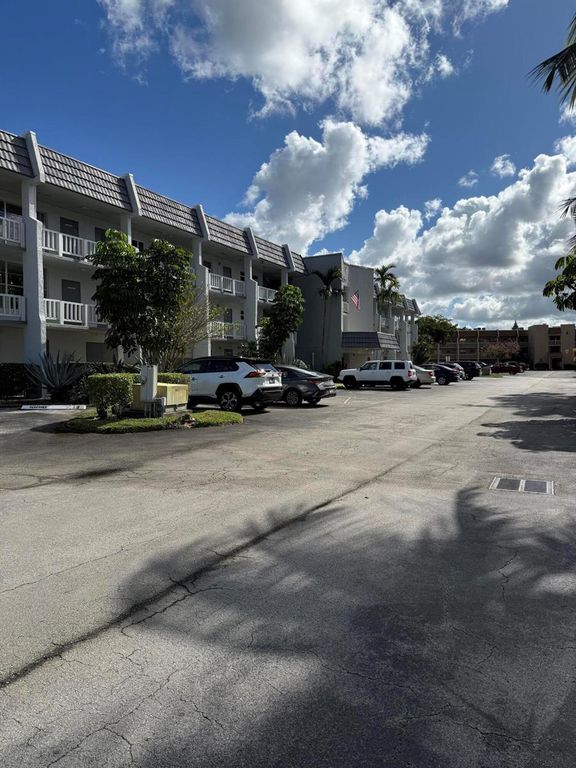 6650 Royal Palm Boulevard 205c, Margate, FL 33063