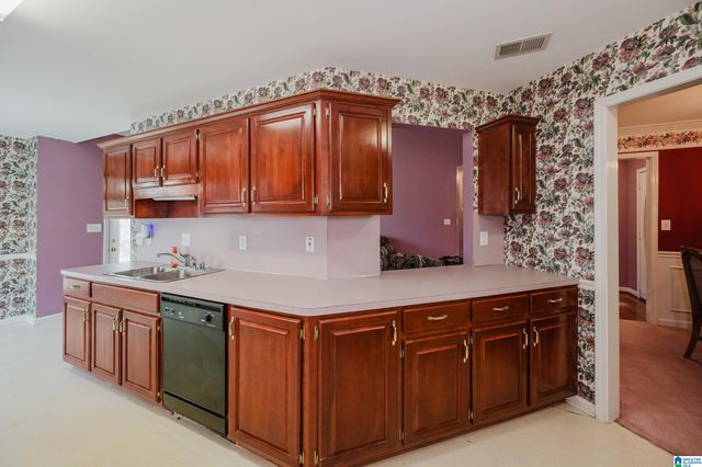 512 BARONNE STREET, Helena, AL 35080