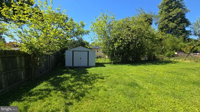 1113 GRANDIN AVE, Rockville, MD 20851