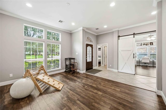 327 Silver Creek Circle, Richmond, TX 77406
