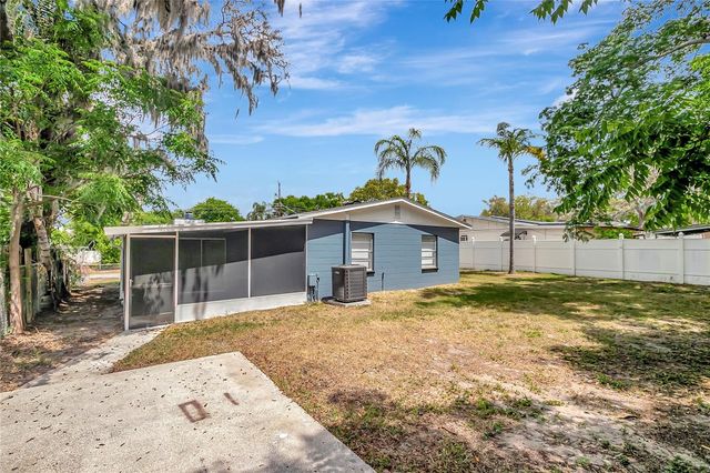 7015 FILBERT LANE, Tampa, FL 33637