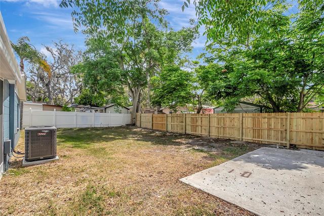 7015 FILBERT LANE, Tampa, FL 33637