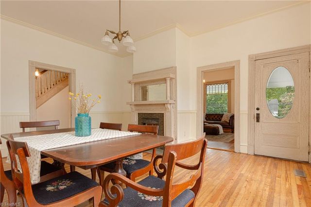 802 Lawsonville Avenue, Reidsville, NC 27320