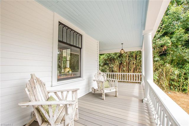 802 Lawsonville Avenue, Reidsville, NC 27320