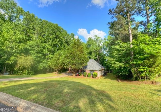 239 Old Pond Road, Lagrange, GA 30241