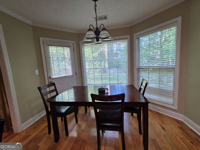 239 Old Pond Road, Lagrange, GA 30241