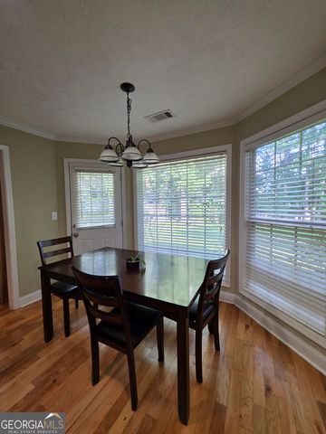 239 Old Pond Road, Lagrange, GA 30241