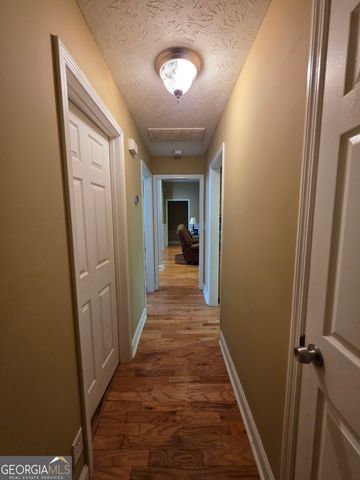 239 Old Pond Road, Lagrange, GA 30241
