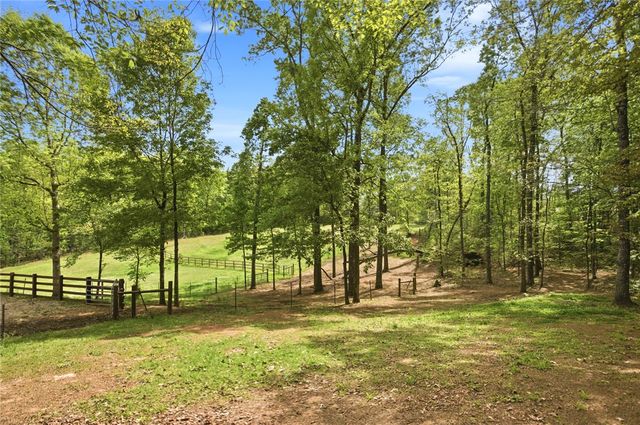 250 Hidden Springs Farm Road, West Union, SC 29696