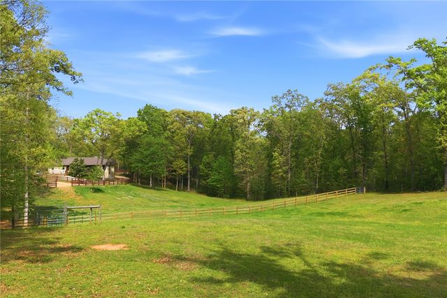 250 Hidden Springs Farm Road, West Union, SC 29696