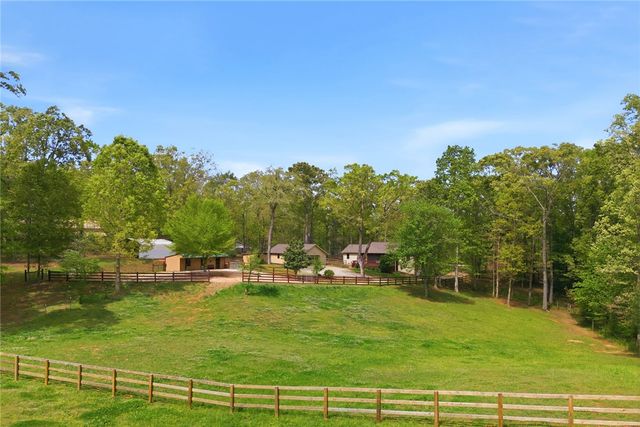 250 Hidden Springs Farm Road, West Union, SC 29696