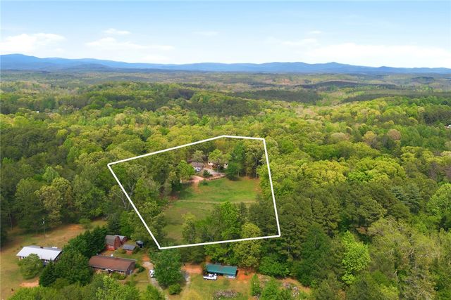 250 Hidden Springs Farm Road, West Union, SC 29696
