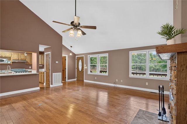 250 Hidden Springs Farm Road, West Union, SC 29696