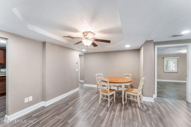 10501 WOOSTER Drive, Jacksonville, FL 32218