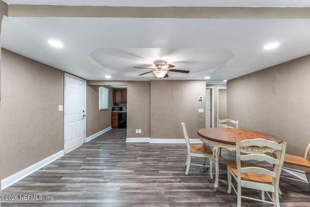 10501 WOOSTER Drive, Jacksonville, FL 32218