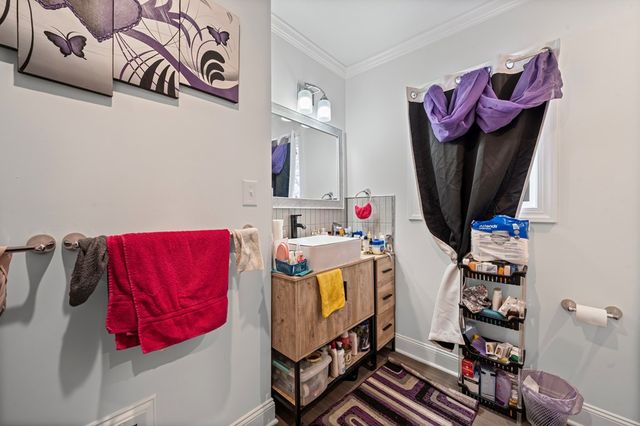 848 Kling St, Akron, OH 44311