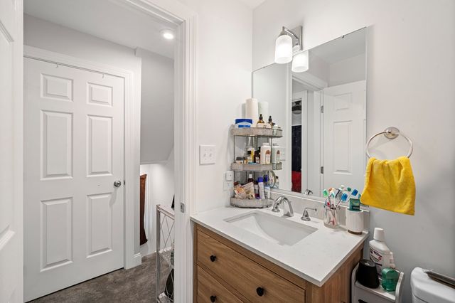 848 Kling St, Akron, OH 44311