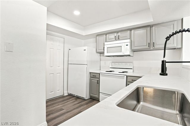 6800 Lake Mead 2117, Las Vegas, NV 89156