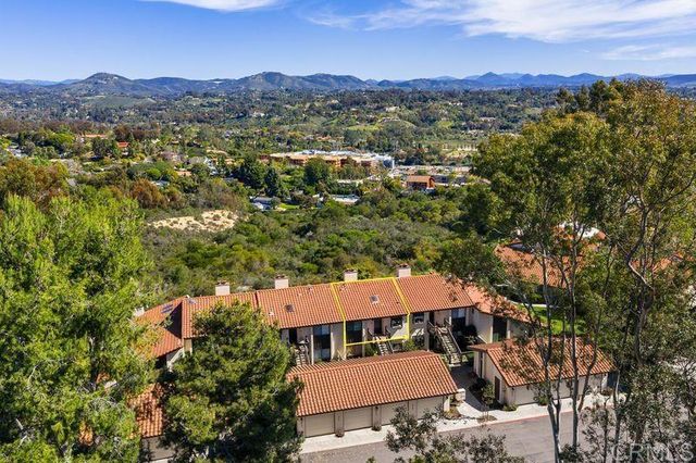 2118 Valleydale Lane, Encinitas, CA 92024