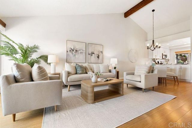 2118 Valleydale Lane, Encinitas, CA 92024