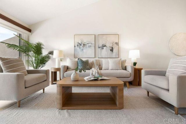 2118 Valleydale Lane, Encinitas, CA 92024