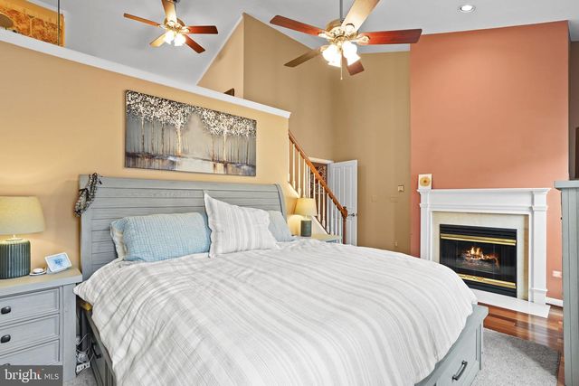 2442 GARNETT DR, Alexandria, VA 22311