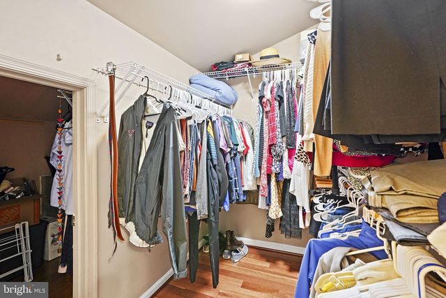 2442 GARNETT DR, Alexandria, VA 22311