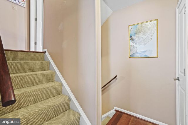 2442 GARNETT DR, Alexandria, VA 22311