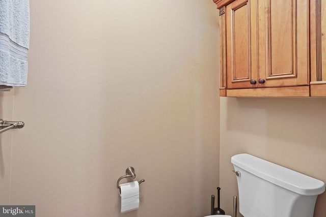 2442 GARNETT DR, Alexandria, VA 22311