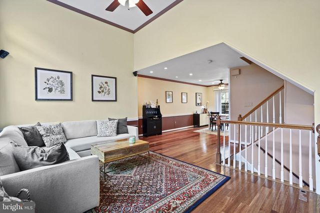 2442 GARNETT DR, Alexandria, VA 22311