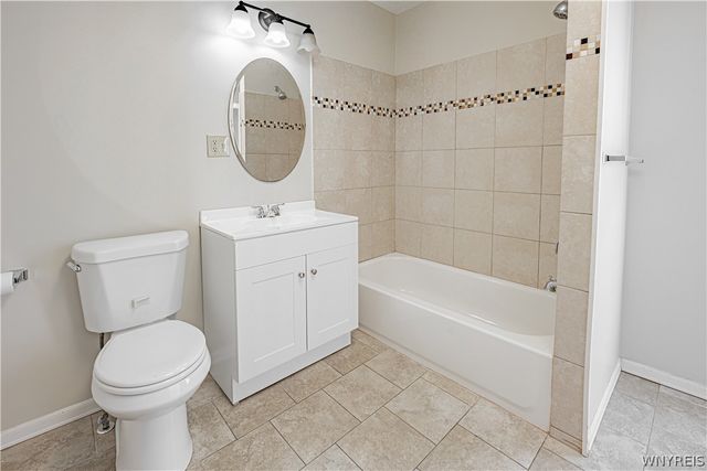 35 Corinthia Street, Lockport City, NY 14094