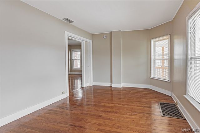 35 Corinthia Street, Lockport City, NY 14094