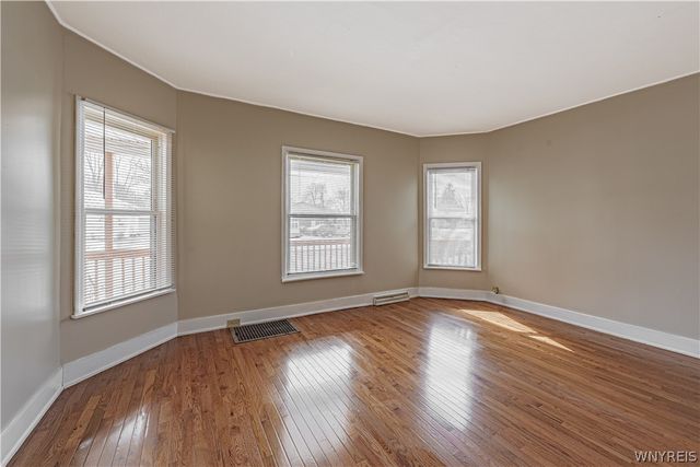 35 Corinthia Street, Lockport City, NY 14094