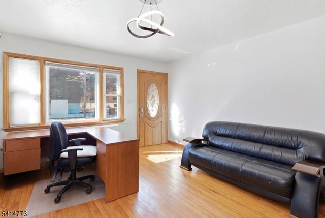 22 Schuyler Ave, Kearny Town, NJ 07032