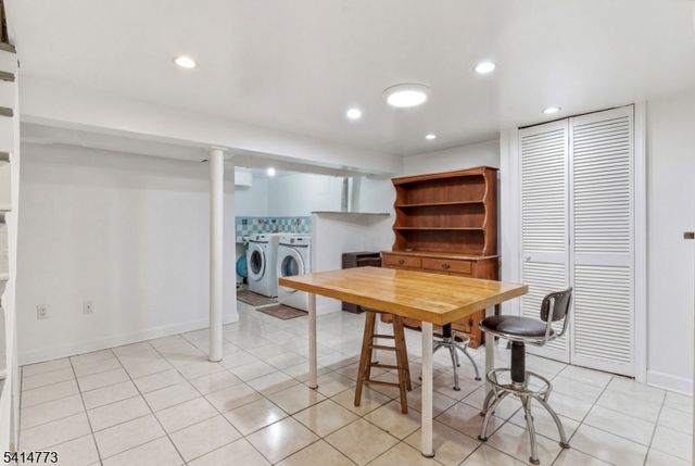 22 Schuyler Ave, Kearny Town, NJ 07032