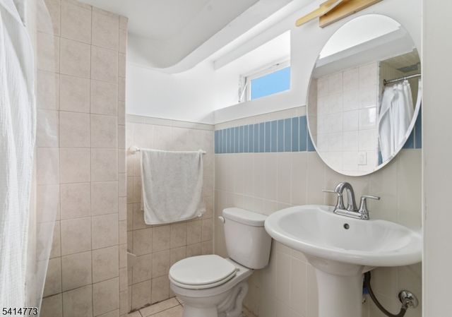 22 Schuyler Ave, Kearny Town, NJ 07032