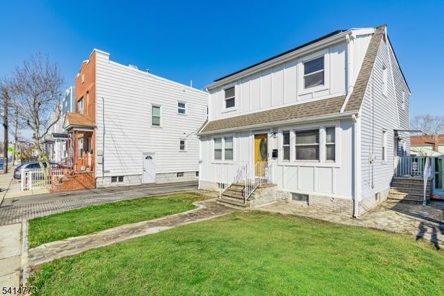 22 Schuyler Ave, Kearny Town, NJ 07032